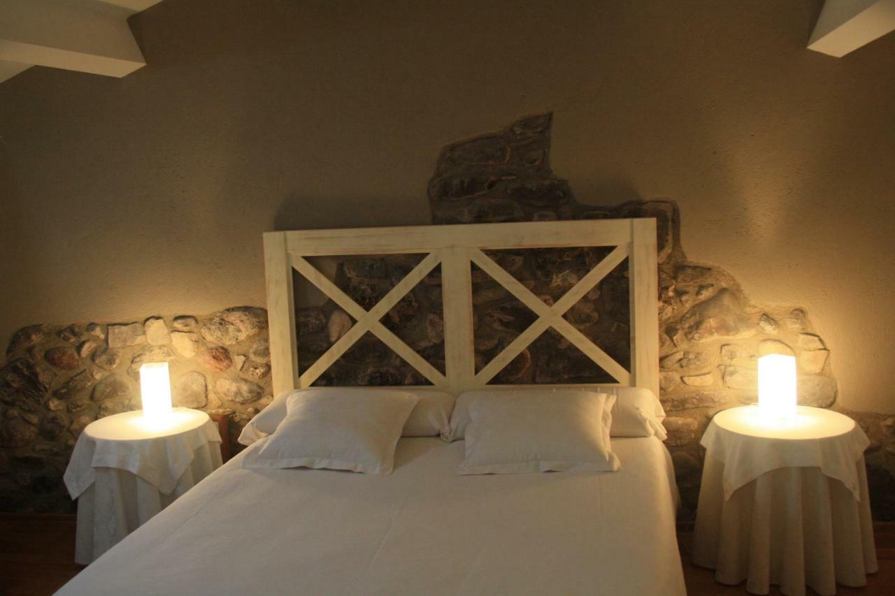 El Castell De La Pobla De Lillet (Adults Only) Villa Buitenkant foto